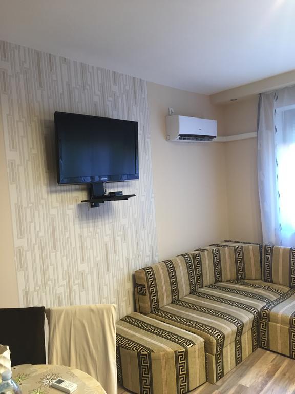 Ferienwohnung Solaris-Szeged Apartman Exterior foto